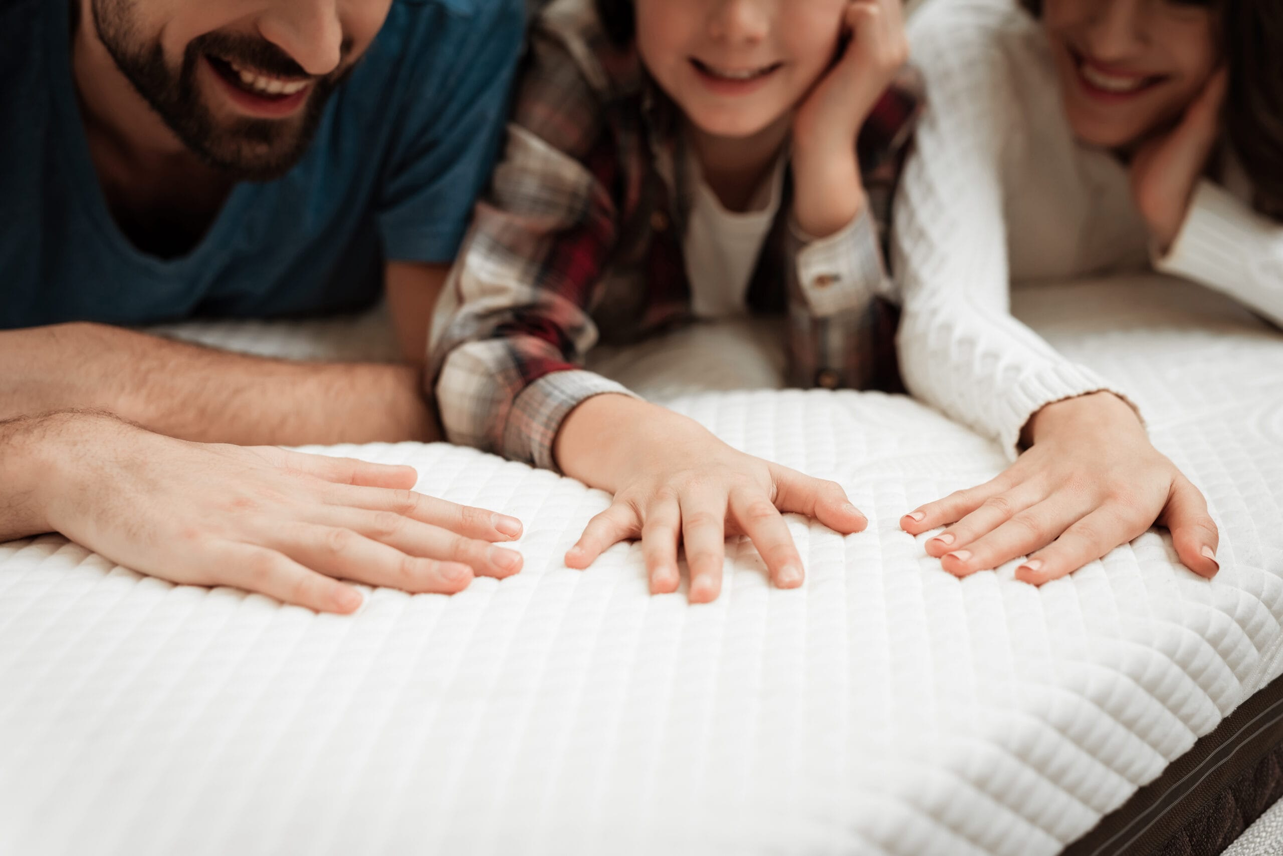 3334414 Young couple together with their young son test material